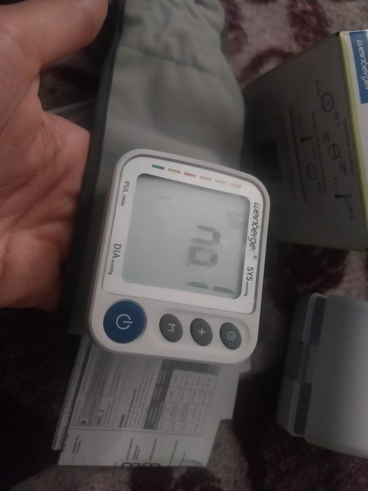 Апарат за кръвното налягане за китка Weinberger