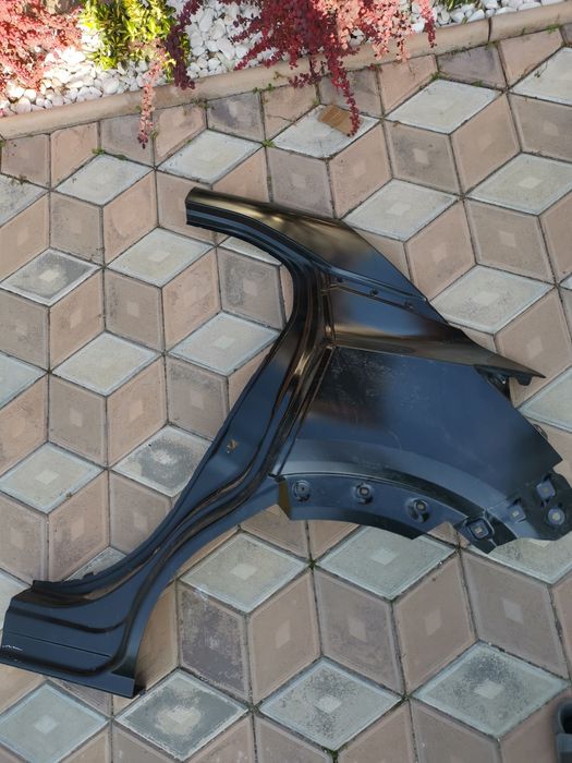 Aripa stânga spate Nissan juke 2021/2022/2023/2024