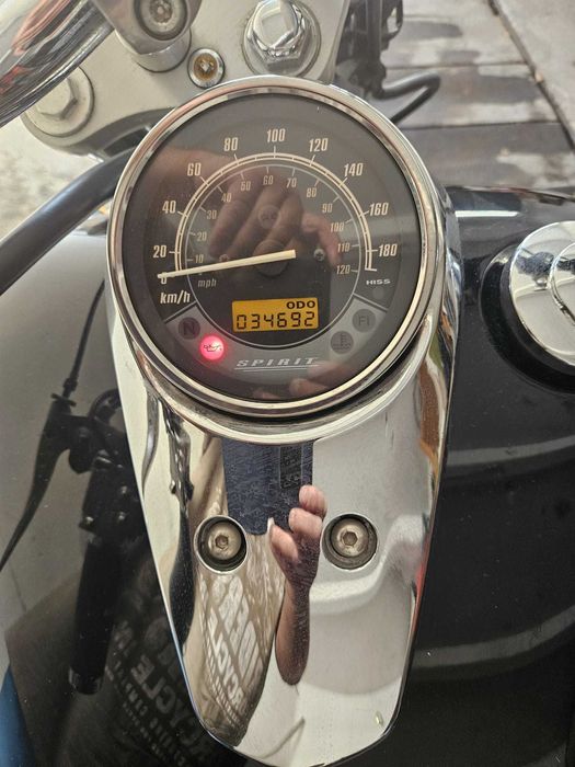 Motocicleta Honda VT 750 Shadow