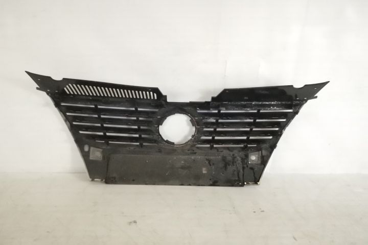 Grila Centrala Radiator Originala In Stare Buna Volkswagen VW  Passat