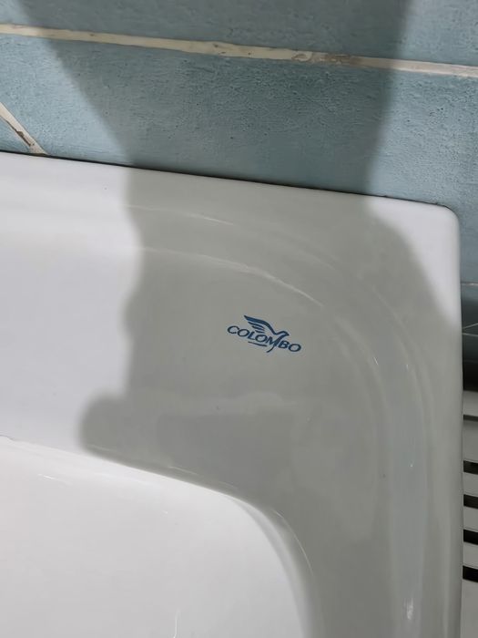 Раковина со смесителем