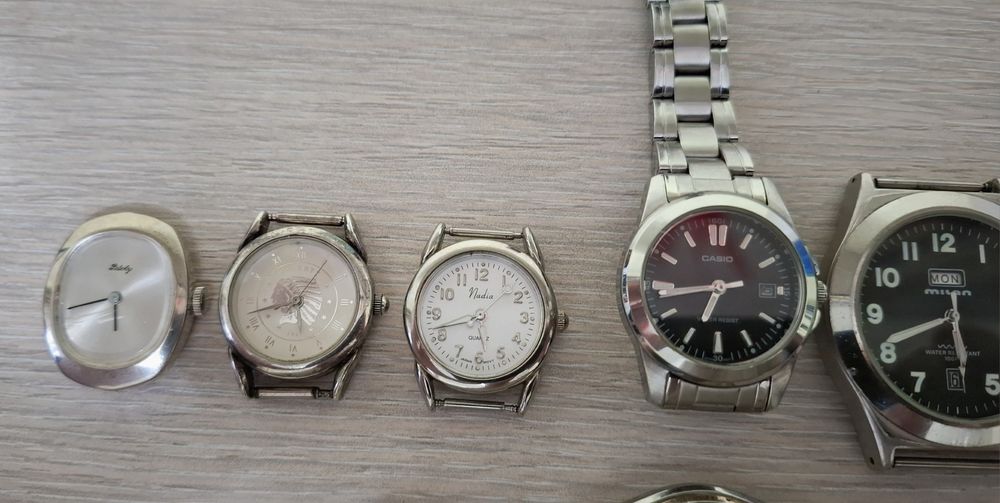 6 ceasuri funcționale