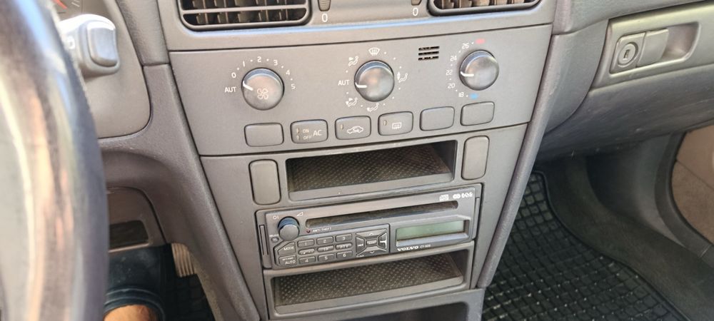 Volvo v40 дизел