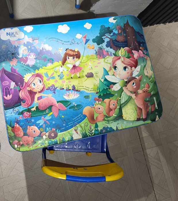 Продам детский стол со стульчиком