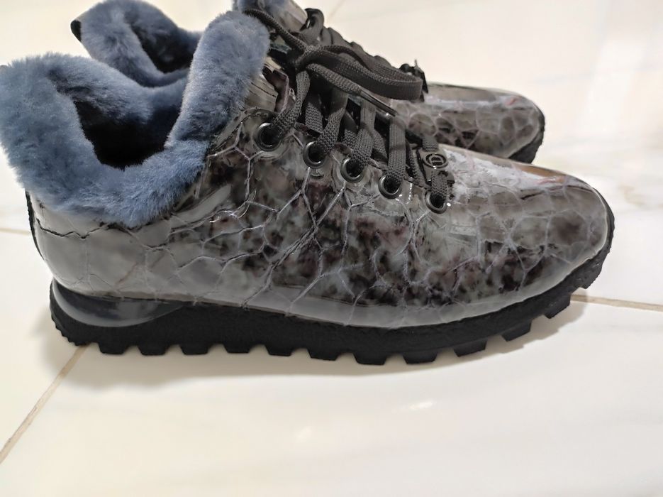 Кроссовка зимняя натуралька