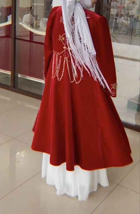 Прокат камзол, кажекей с платьем