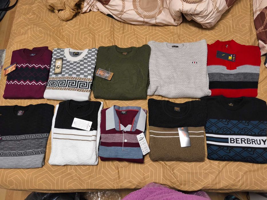 Lichidare pulovere noi bărbați M și L