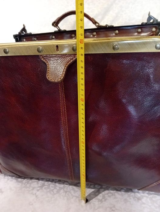 Genți vintage din piele