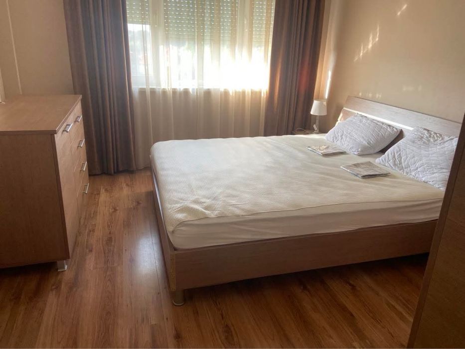 Дава се под наем Тристаен апартамент в Луковит - 80 кв.м за 255 € - Снимка #3
