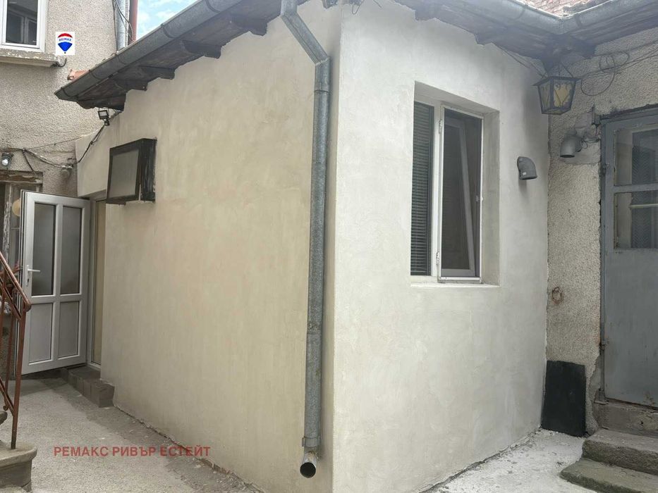 Продава се Къща в Русе, Център - 38 кв.м за 1093 €/кв.м - Снимка #6