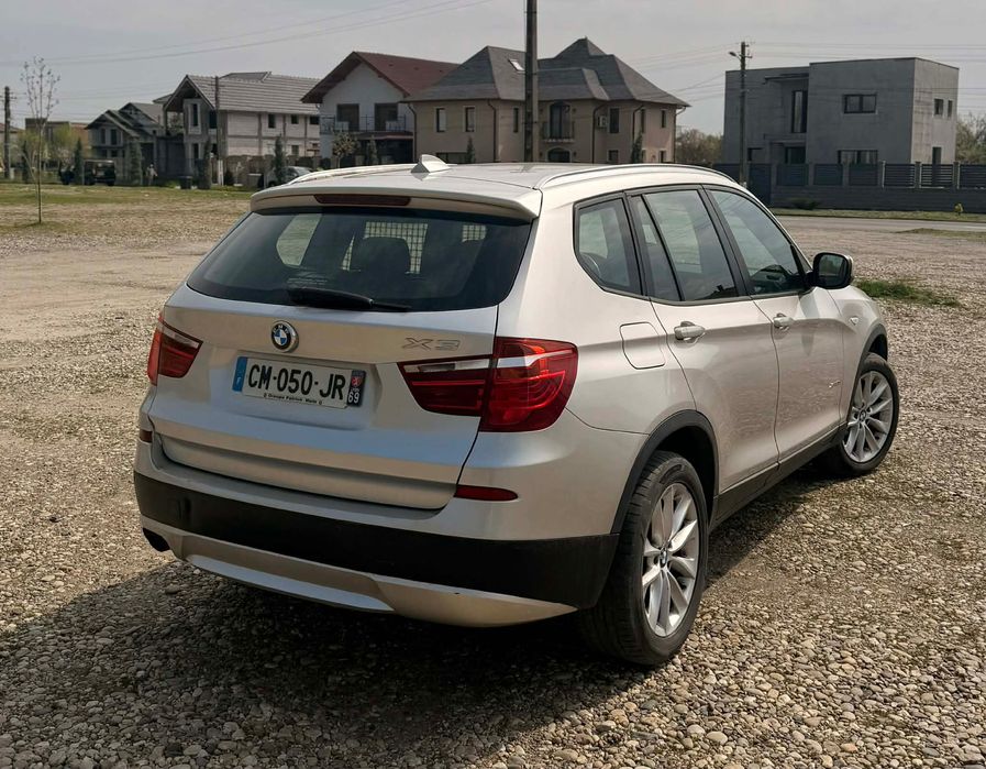 BMW X3 2.0L X-drive