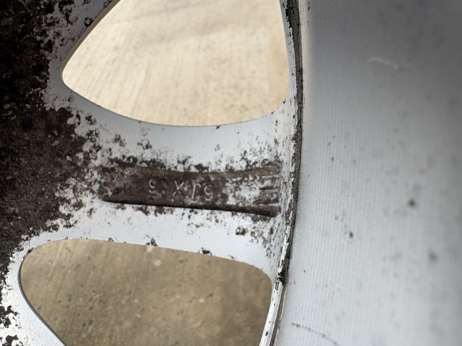 4бр лети джанти 16цола/5х114.3/ет.51/ц.отв67.1/6.0J/KIA