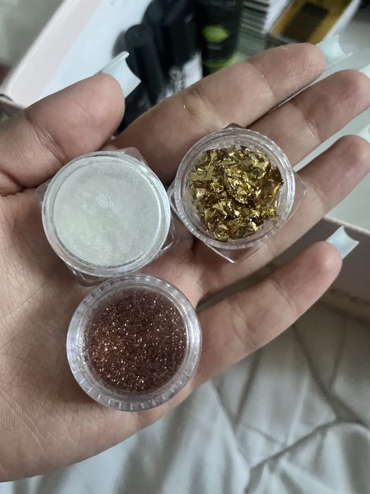 produse de unghii