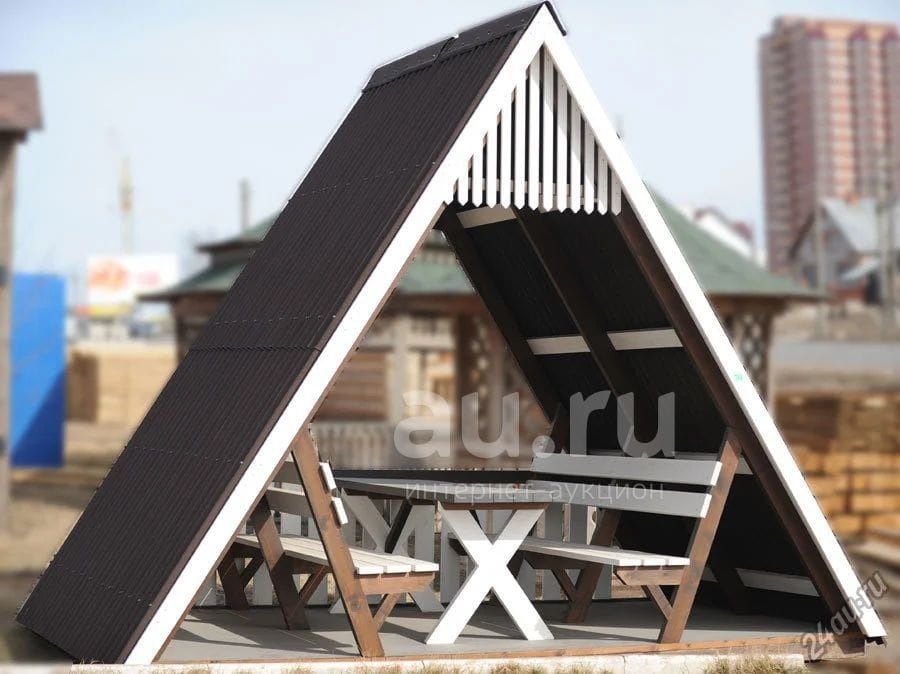 Продаем уличные туалеты, ящики, штакетник