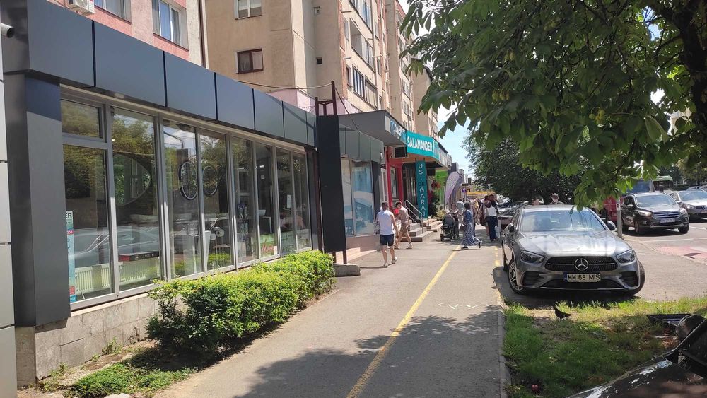 Spatiu Comercial Premium 148mp-B-dul Decebal,Vad Comercial Exceptional(La Semafor)