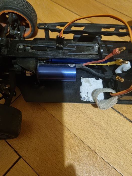 Rc car turnigy 1/16 extreme rally brushless модел