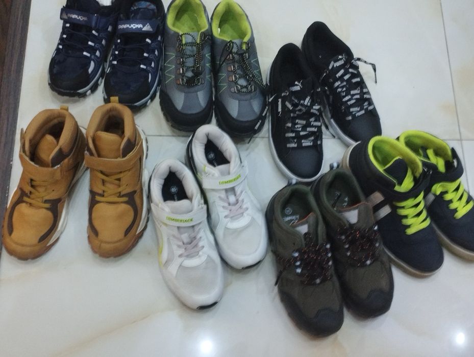 Новые пары обуви