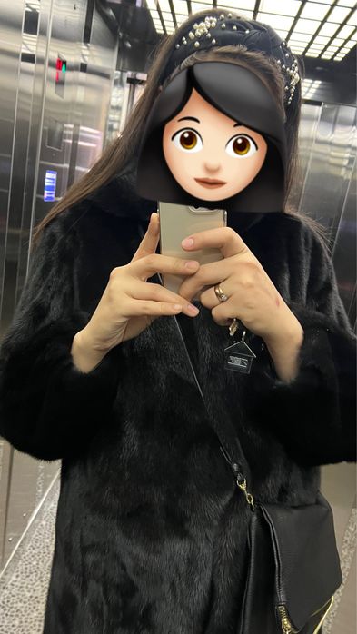 Продаю норковую шубу
