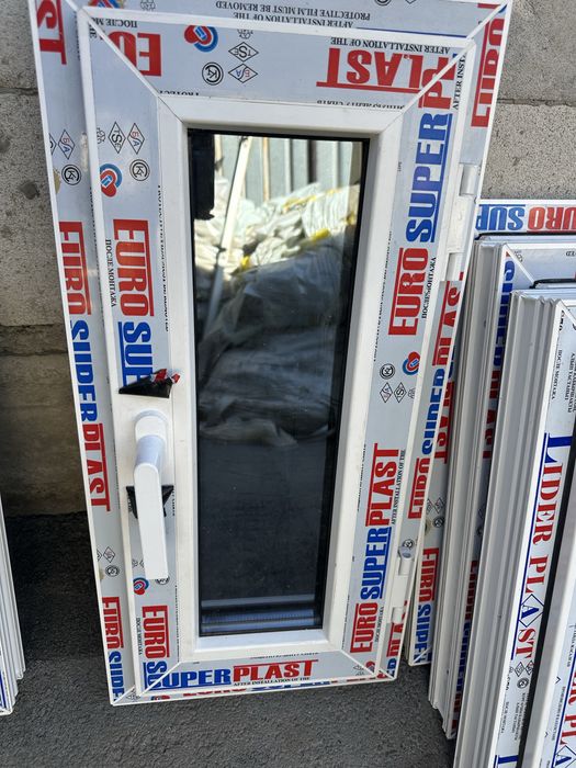 Форточки новые, чистые