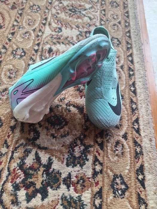 Бутси. Ветнам. 33 холати яхши.