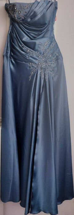 Официална рокля тип корсет