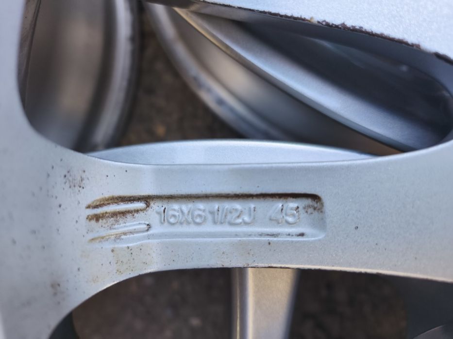 16" оригинални алуминиеви джанти за Fiat Grande Punto/Kia/Mazda/Toyota