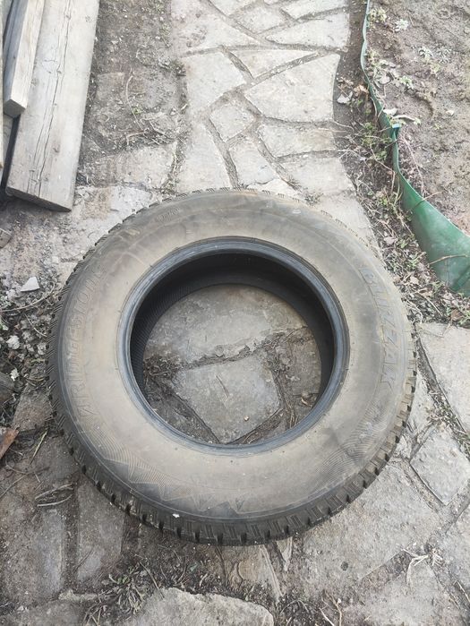 Продам резину Bridgestone б/у 275х65х17