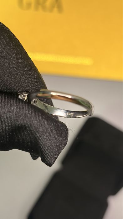 Годежен пръстен с moissanite VVS1, 1.0 карата.