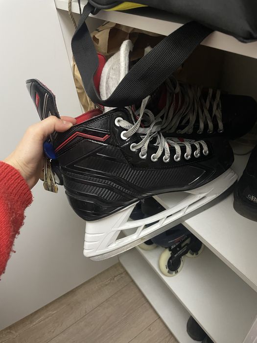 Продам коньки и ролики