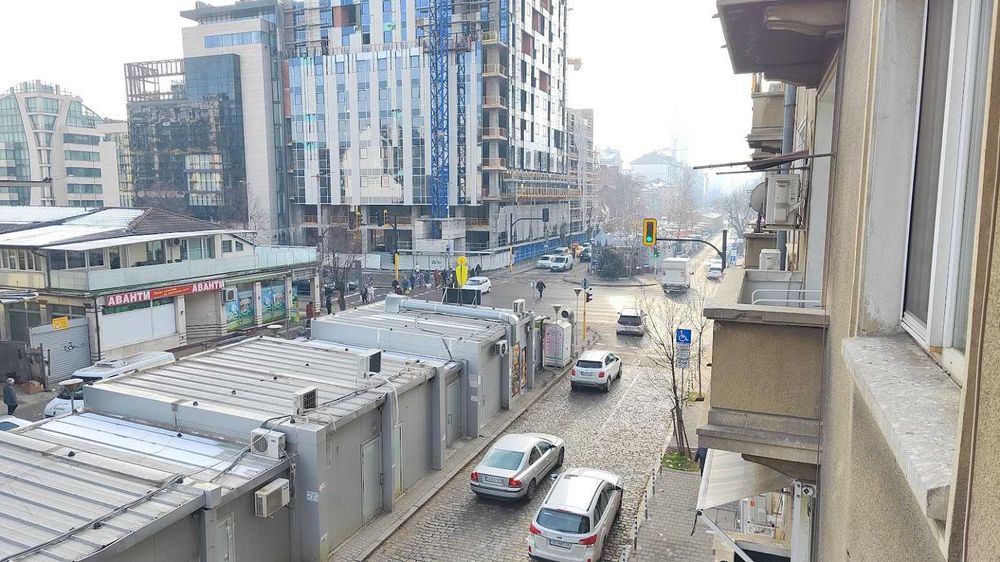 Дава се под наем Двустаен апартамент в София, Център - 70 кв.м за 189900 € - Снимка #10