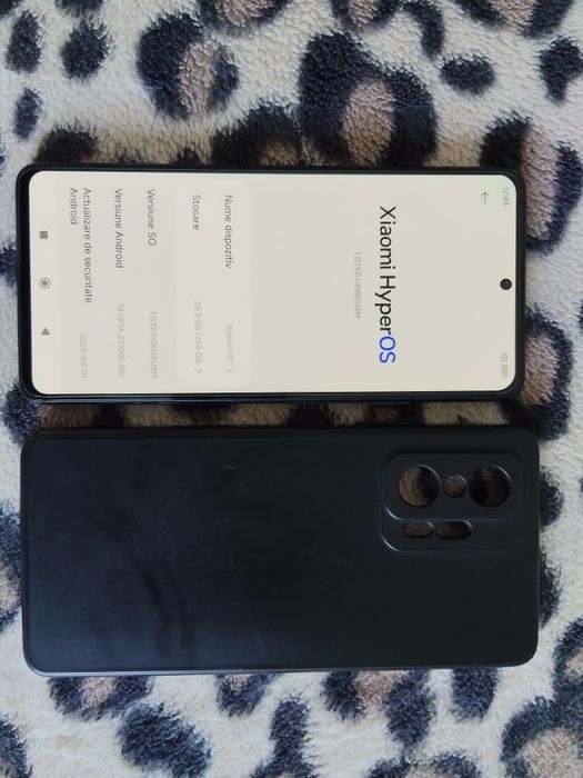 Telefon Xiaomi 11T 256GB, husa si folie, stare excelenta