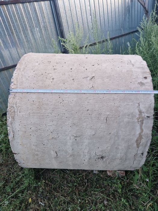 Продам бетонное кольцо