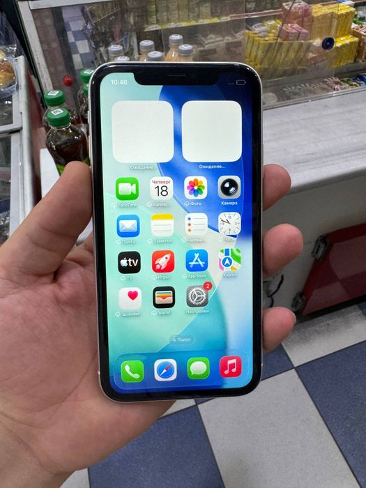 Iphone 11 64 GB 76% yomkst face id ishlidi srochna sotladi