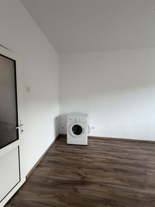 Garsoniera proaspat renovata