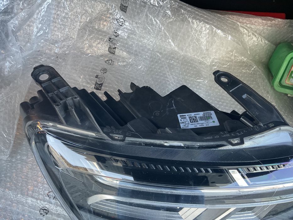 Far Dacia Duster 2021-2024 Y dreapta,stanga