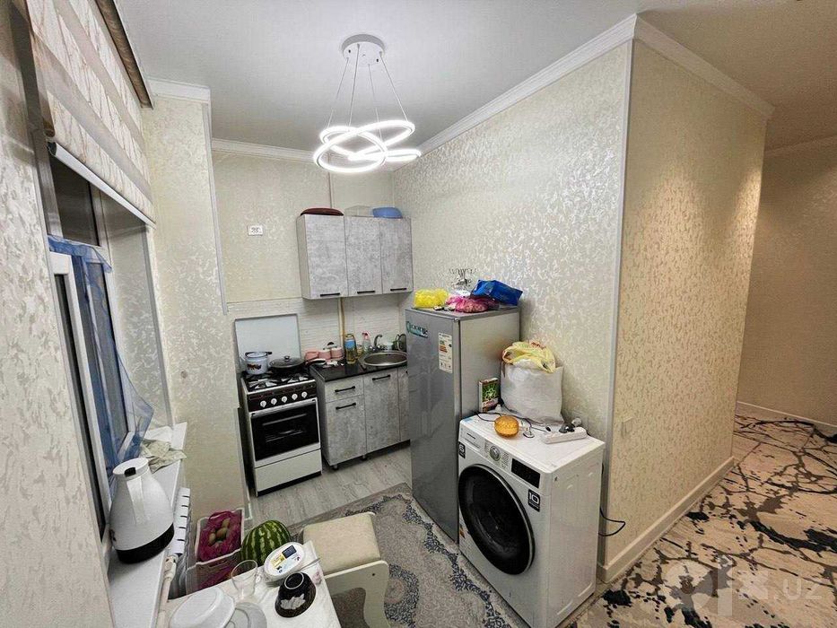 Продаётся Квартира  Юнусабад -17 квартал, с арендатором