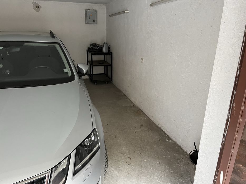 Дава се под наем Гараж / Паркомясто в София, Зона Б-18 - 17 кв.м за 91.8 € - Снимка #4