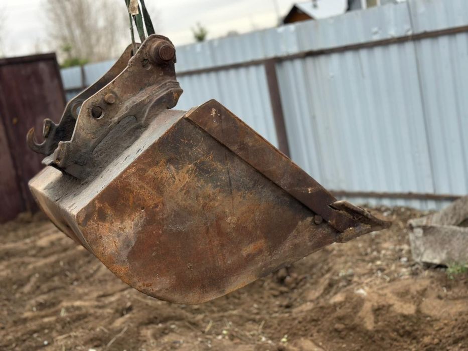 Продам ковш на эксковатор