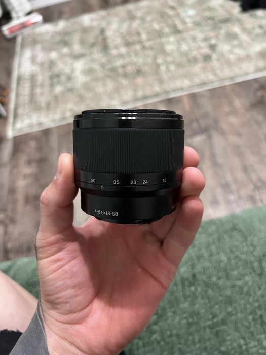 Обьектив sony e-mount 18-50