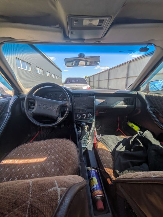 автомобиль audi 80 b4