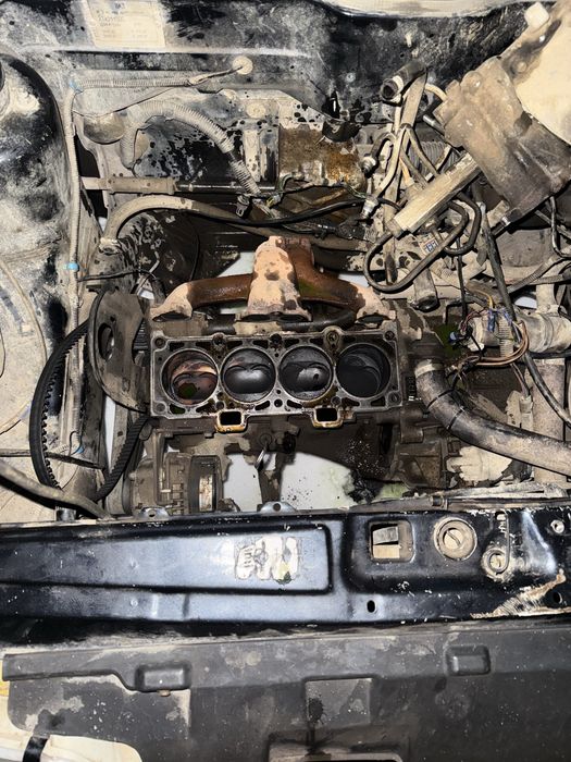 Продам блок 2114