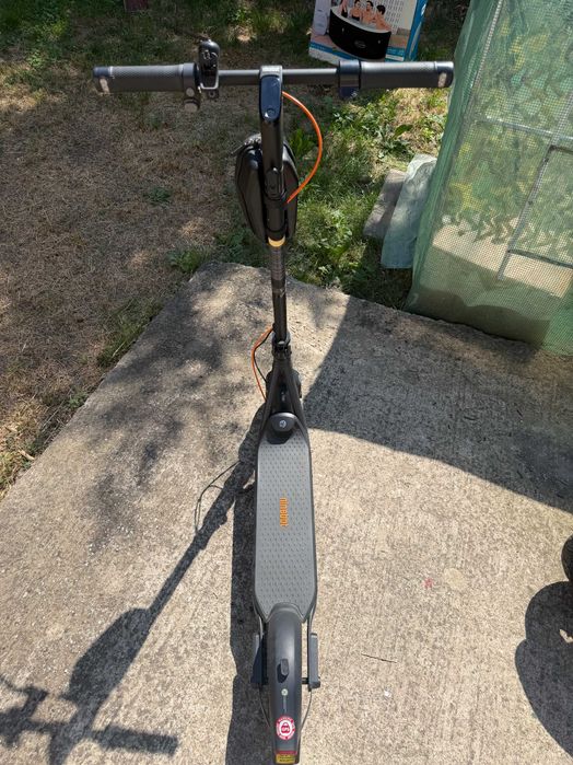 Ninebot KickScooter F2 Pro – 1.800 lei negociabil