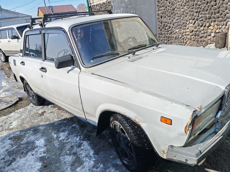 Автомашина ваз 2107