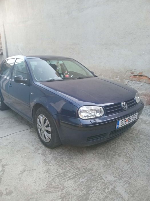 Volkswagen Golf 2002 benzină, 1.940 € — imagine 3