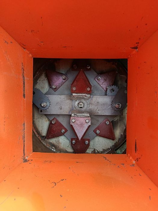 Дробилка сотилади