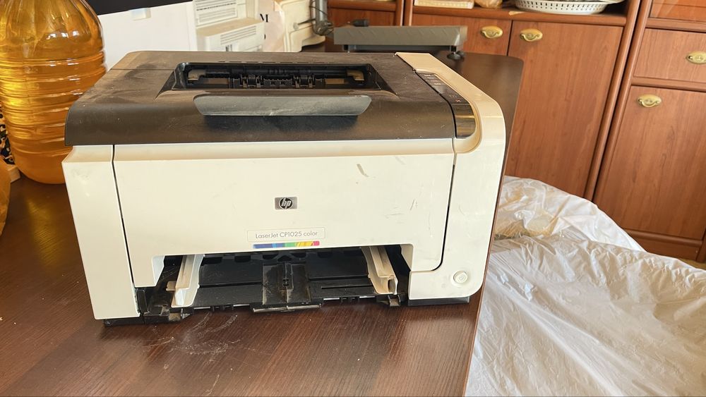 Продам 4 шт принтеры разные