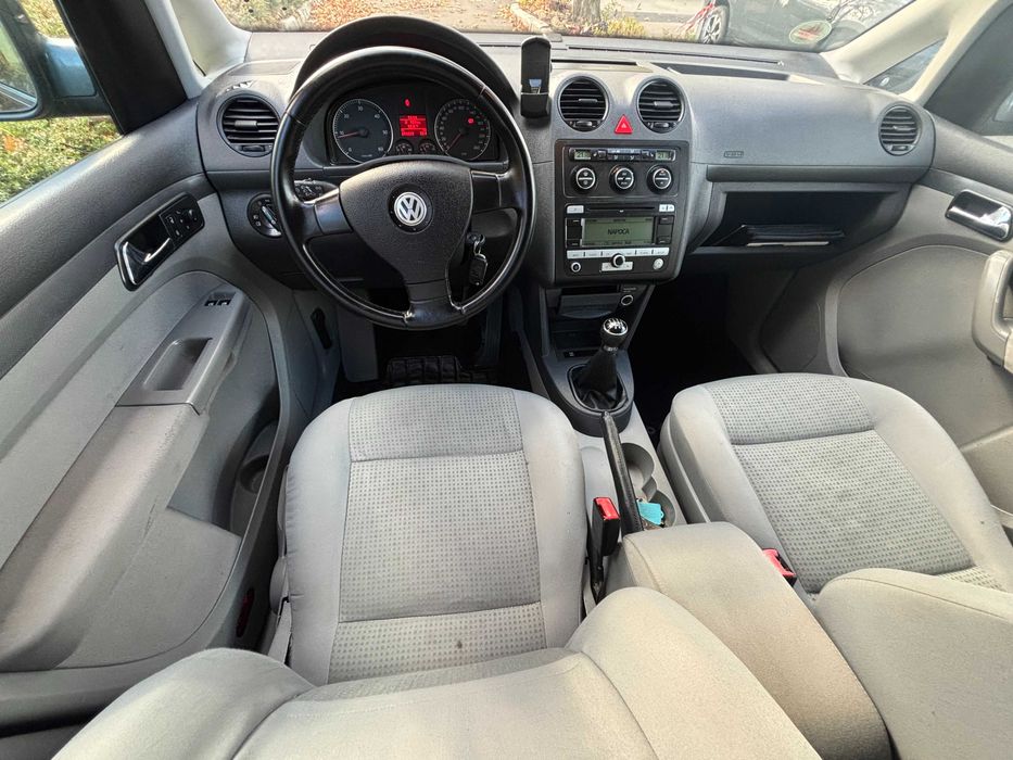 VW Caddy Maxi Life 2.0 Tdi /Climatronic /Scaune incalzite/ Motor: BMM