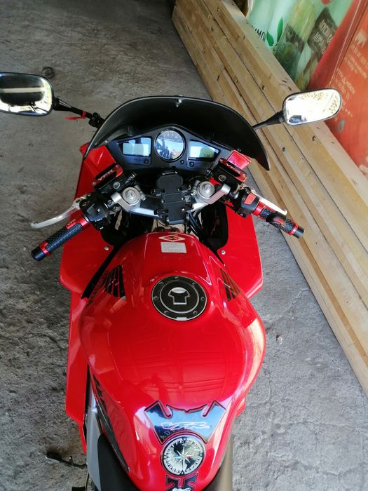Хонда VFR800 vtec