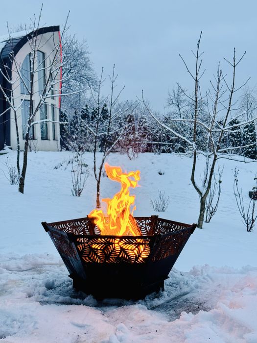 Focar exterior cu grill din otel 3 mm demontabil