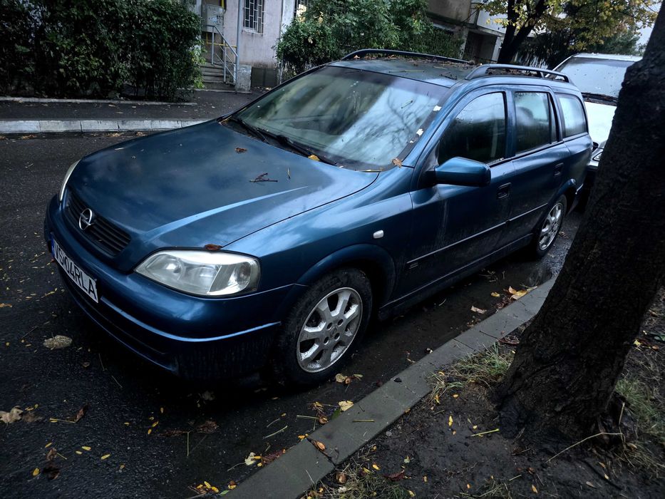 Vând mașina Opel Astra G Caravan
